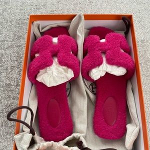 Hermes Woolskin Oran Sandals Fuchsia Rose 39
